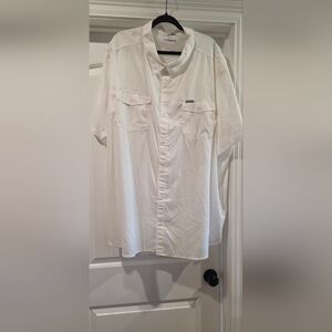 Men's White Short Sleeve Shirt